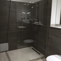 Bodenebene Glasdusche Hannover