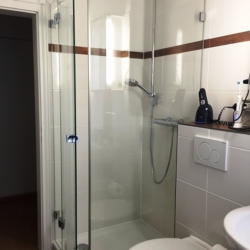 Glasdusche individuelle Anfertigung