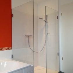 Glasdusche offen Duschtrennwand